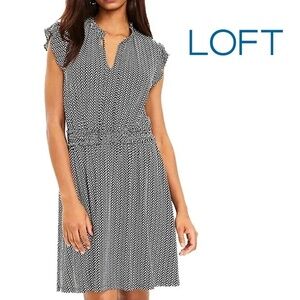 LOFT Dress Rayon Geo Ruffle Flutter Cap Sleeve Smocked Shirred Keyhole Neck S-M